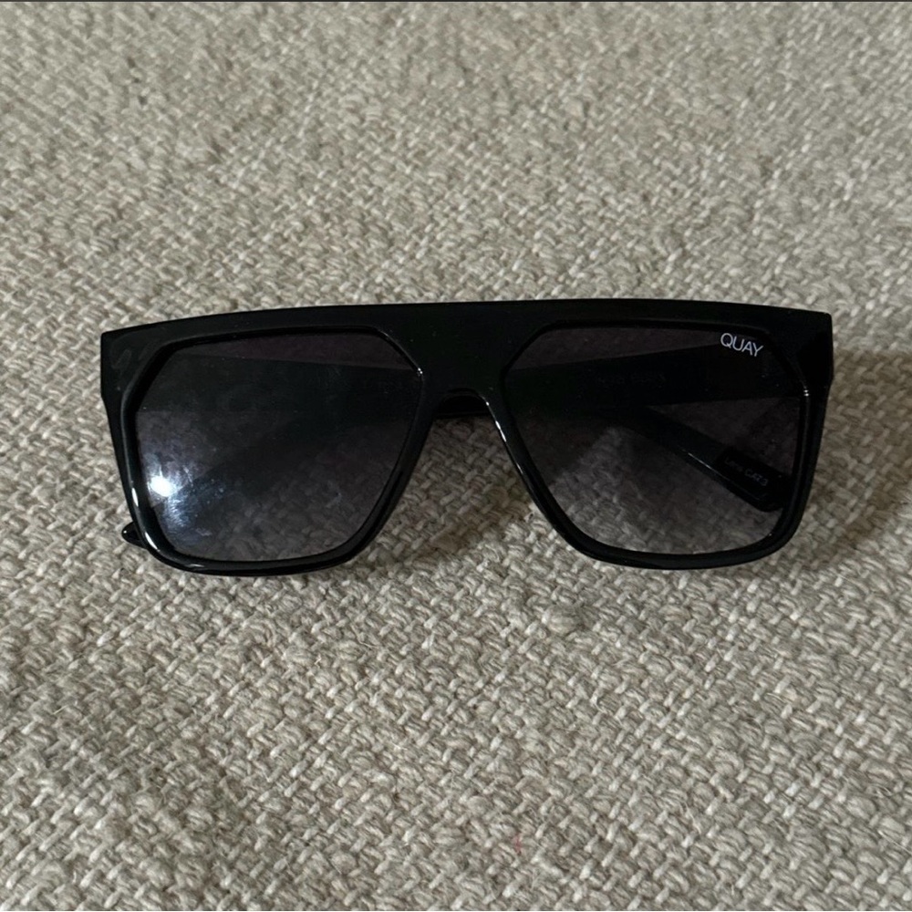 Quay Australia Very Busy Black Square Sunglasses
